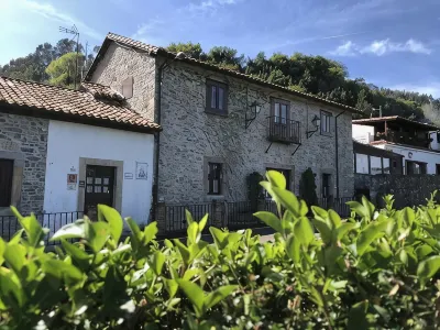 Beautiful Stone House, La Llosuca  호텔