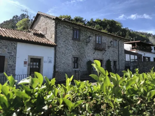 Beautiful Stone House, La Llosuca - 3-Star