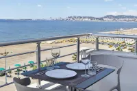 Wave Beachfront Apartments - Apartments
