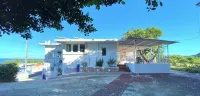 Lucky Luquillo's 100% Solar Beach & El Yunque Rainforest Retreat - Homestays