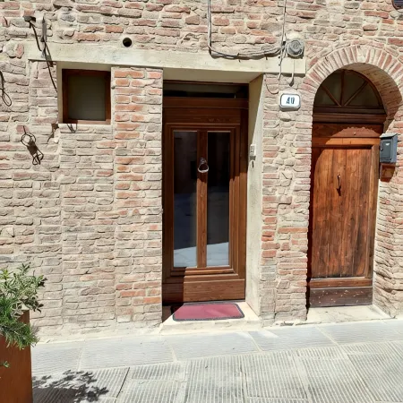 Casa del Cocciaro - independent apartment in the old town, on ground floor