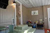 Charming 1-bedroom cottage in fabulous Galena with AC, WiFi Aiken 1083 LLC - 4-Star