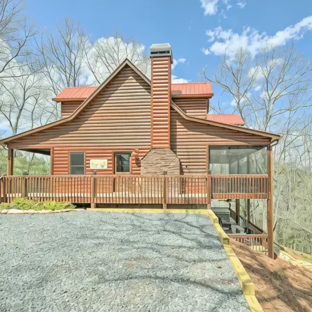 Mountain views, hot tub, pet friendly