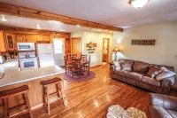 Charming 4-bedroom cabin
