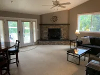 Waterfront Home-Great Boating/Fishing/Beach. Mountain Views, Close to Sandpoint - 2 estrellas