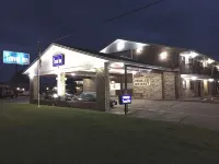 Travel Inn & Suites Atlanta Texas Hotele w: Cass County