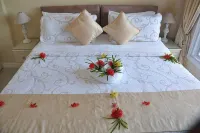 2 Luxurious, Modern 1 bed Suites with Stunning Ocean/Marina Views@amazing prices -  Ferienhäuser