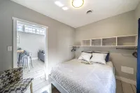 Sumner Sands Cottage. A Stylish 3BR Getaway – Walk to GOTL Strip - 3 stjerner