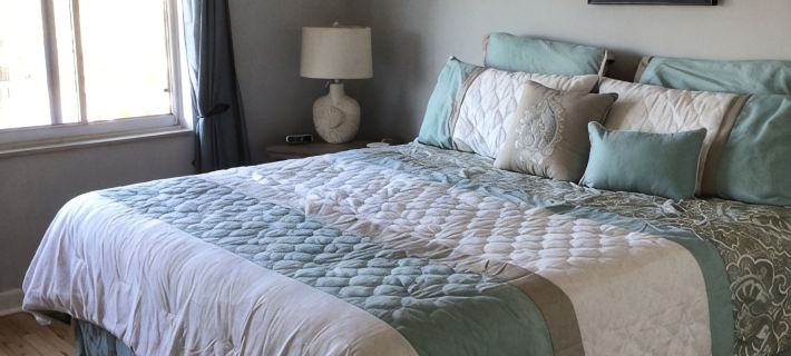 Four Winds Crescent Beach Condo on Ocean,  Beautiful Ocean Views  B12 Hotels in Crescent Beach