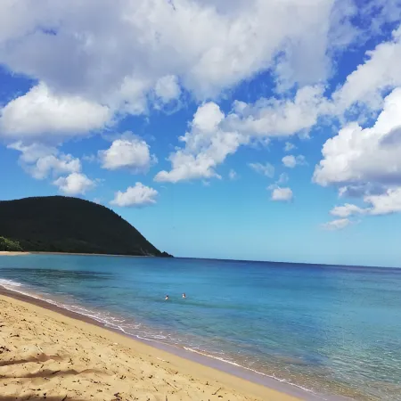 Gite for 2 to 4 -Available from 1804 to 240426- -Vehicle Rental -Beach on Foot