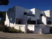 Beautiful Townhouse for golfers and beach holidays in sunny Vilamoura - 2-Star