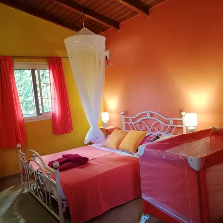 Gite for 2 to 4 -Available from 1804 to 240426- -Vehicle Rental -Beach on Foot