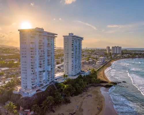 Beachfront Condo with Amaing Ocean View. Walk to Beaches & Restaurants Hotels in Luquillo
