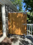 Walk to private beach, central air, wifi, 3 bedrooms.
