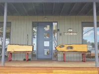 Roaring Beach Retreat - pet friendly, beachfront Hotels in Geeveston