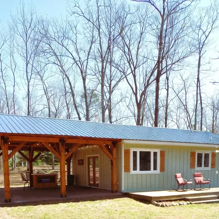 Stay & Play On Beautiful Mystery Lake. Boat, Fish, Kayak, Campfires!