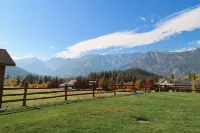 Leavenworth Chalet - 5 min to downtown ~ Amazing views of the Cascades!