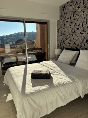 Flat for 6 people with air conditioning, St Clair Le LAVANDOU, renovated in 2023 - Homestays