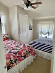 Lakefront on South Grand with Private Dock! Sleeps 8, 4 Bath - 2 full & 2 half - 3성급