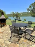 PK-Caddo Bay is a ski/surf/tubing, fishing , bird sanctuary! Starlink internet!