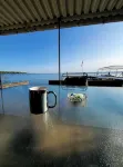 Cottage on Seneca Lake Shoreline - Wifi