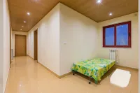 Villa with Private Pool, Garden, Terrace and Marina View - 빌라