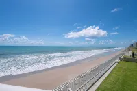 Oceanfront 2Br Condo w/ Balcony & Panoramic Atlantic Views, Unit 226 - Wifi