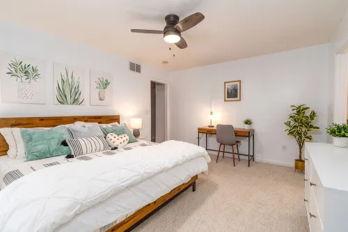 Spacious 4Br Gameroom, Fire Pit, Large Deck, Stocked Kitchen, Workstations - バルコニー