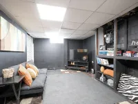 Cute 3Bdrm House | Laundry, Game Room, Backyard 애크런 호텔