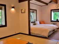 EarthRoof Hotels near Hitomi