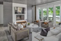 Designer Luxury on Smith Lake/Pool/5BR/3BR/Steps to Water! - 4성급