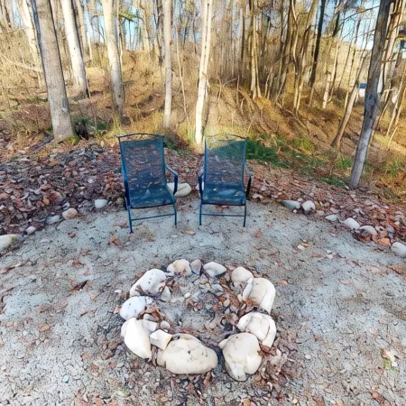 Cozy & Romantic cabin in Hocking Hills