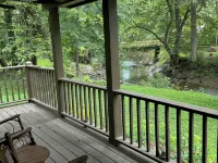 Cozy Nottely River Cabin. Close to lake, hiking trails, and Vogel State Park. - Alppimaja