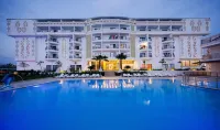 IQ Belek Resort