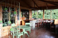 Cloud Forest Lodge