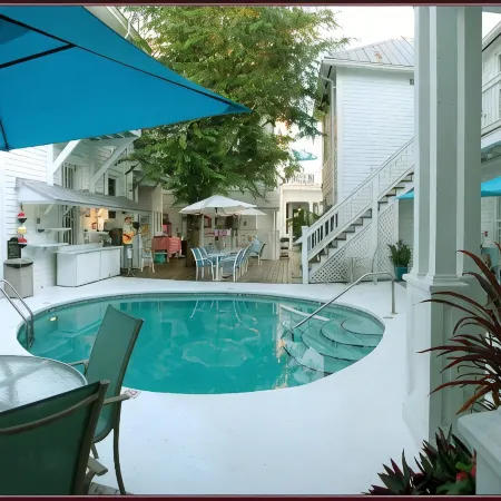 Amsterdam's Curry Mansion Inn