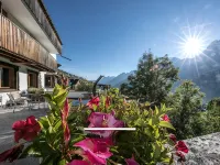 Engadiner Boutique-Hotel GuardaVal - Mountain view