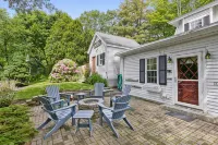 Charming Family-friendly 10 BR, 10.5 BA Property by Perkins Cove! - Bungalows