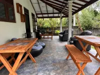 R BackPacker Hostel Hotels in 
