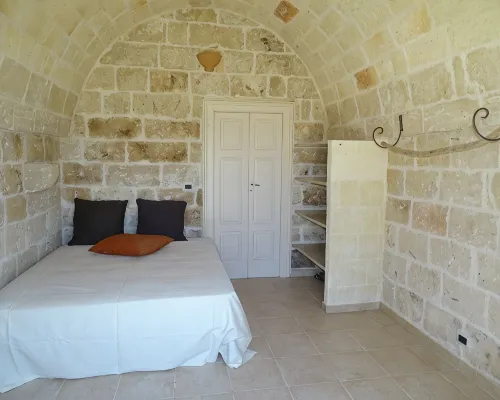 Carefully renovated, located in the very calm countryside with seaview Hotels in Maruggio