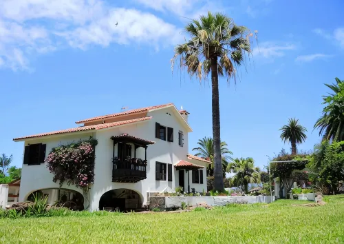 Typical Canarian villa in the heart of Puerto de la Cruz - Homestays