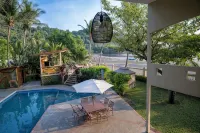 Luxury Oceanfront Villa on South End of Jaco Beach, Nicest Part of Jaco Beach - วิลล่า