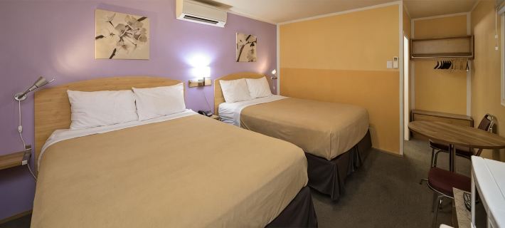 Waterfront Inn Hotele w: Penticton