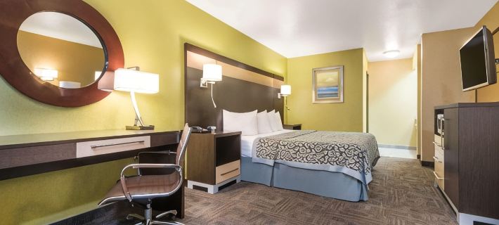Days Inn by Wyndham Carlsbad Hôtels à&nbsp;: Comte d'Eddy