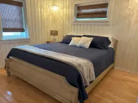 Super 2 Bedroom Home with 72’ of Conesus Lakefront - Homestays