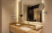 Skyline Hotel & Suite