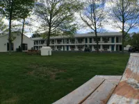 Ocean Acres Ogunquit Hotels near Ogunquit Beach