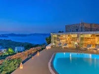 Eirini Luxury Hotel Villas - Pools