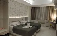 Dewarna Hotel and Convention Bojonegoro