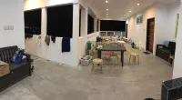 Seabreeze Beach Lodge